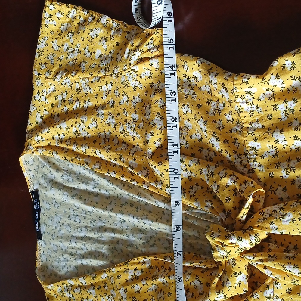 Boohoo Ditsy Floral Flared Dress - Picture 3 of 8